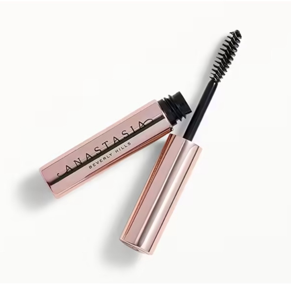 ANASTASIA BEVERLY HILLS
Clear Brow Gel